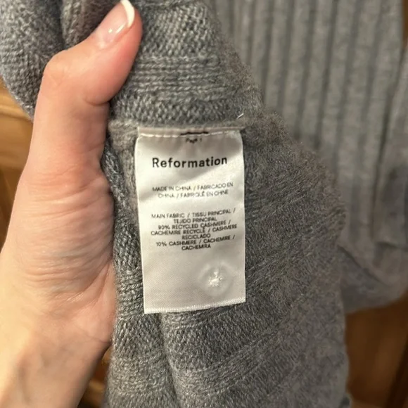 Reformation Evan Cashmere Dress - Picture 7 of 8